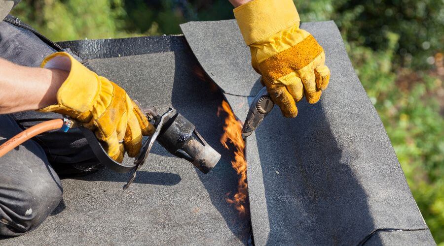 Expert Emergency Roof Repairs services in Monroe, OH